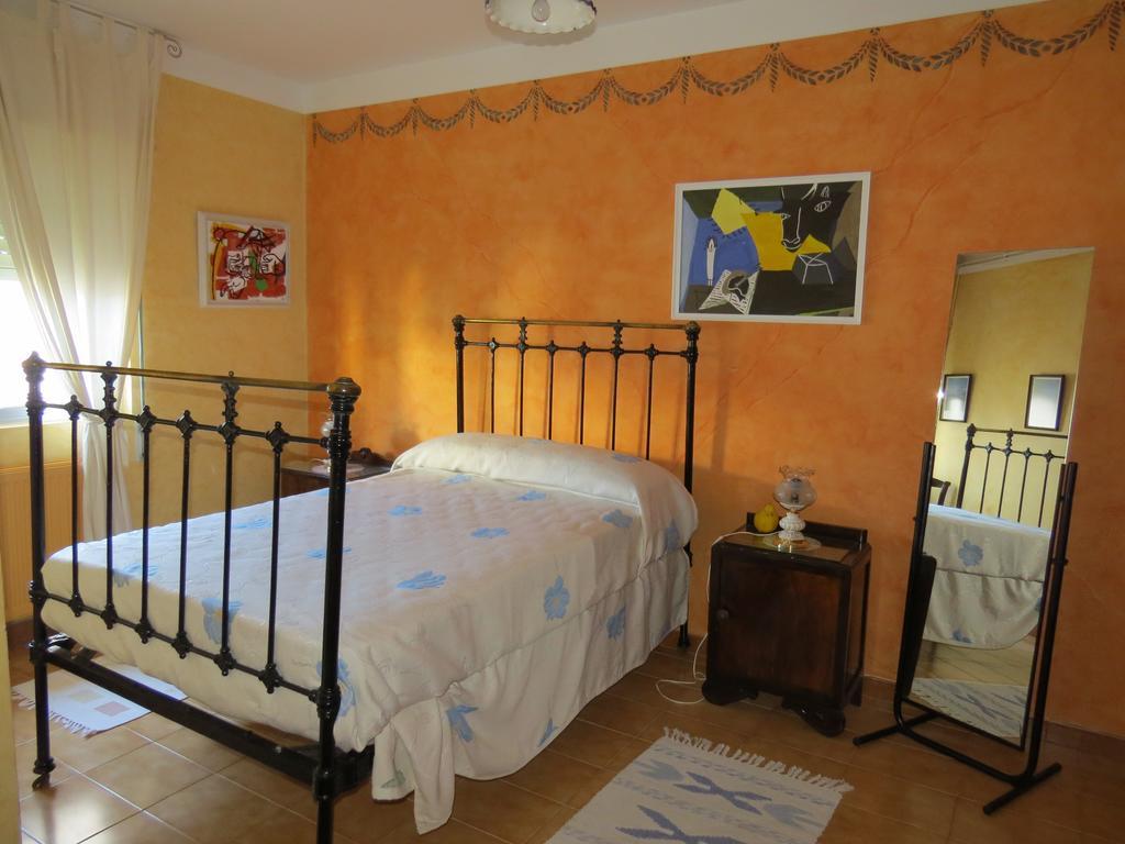 Casa Rural La Conejera Madrigalejo Del Monte Luaran gambar