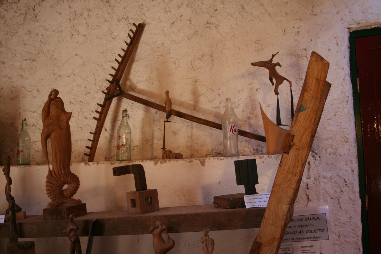 Casa Rural La Conejera Madrigalejo Del Monte Luaran gambar